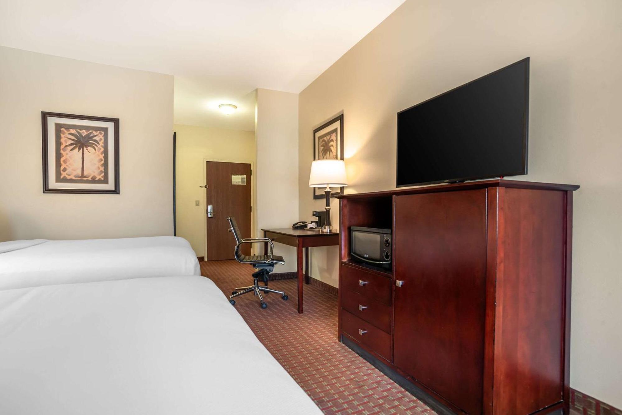 Comfort Inn & Suites Crestview Esterno foto